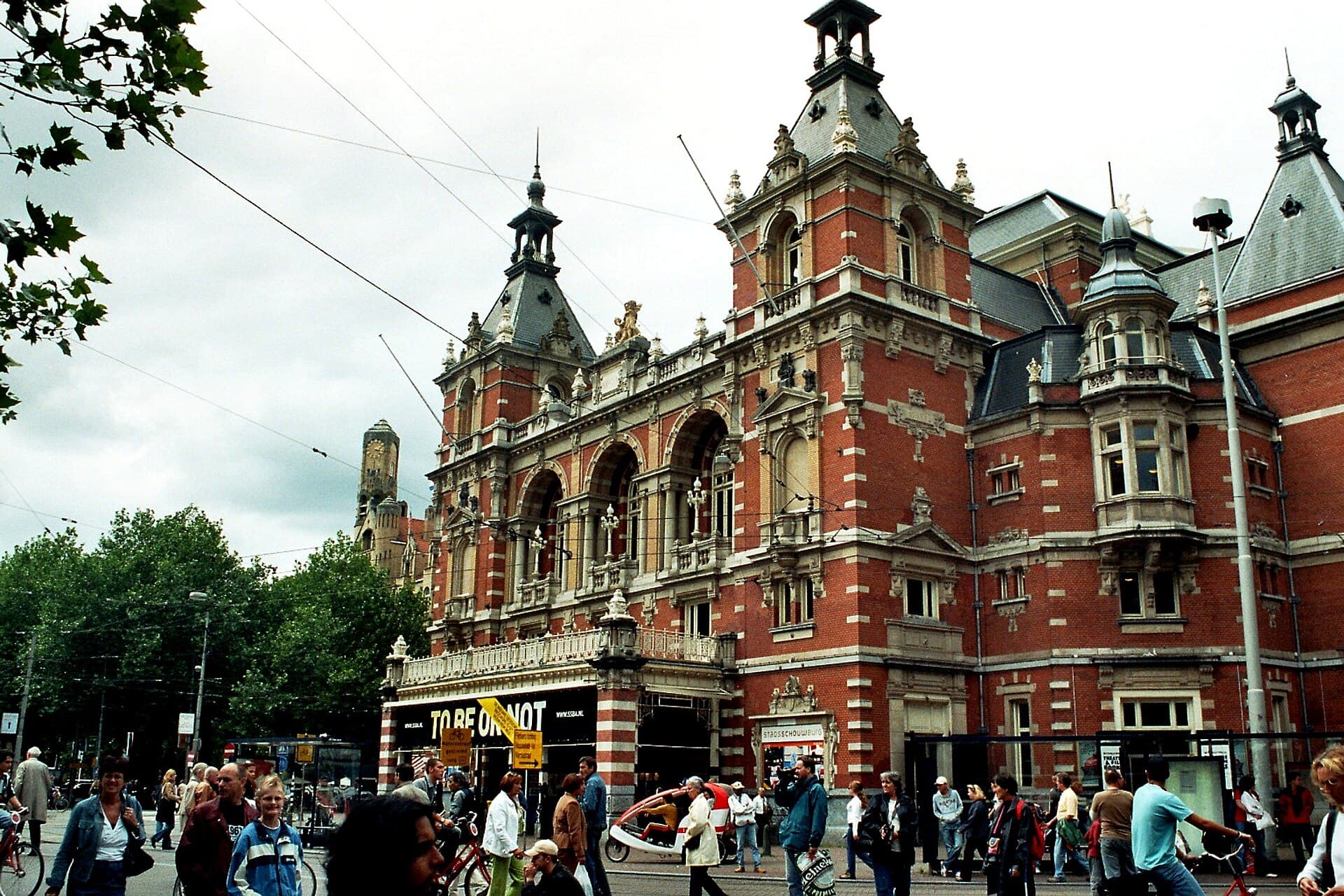 Culture After Dark: English Theatre, Comedy and Cinema in Amsterdam