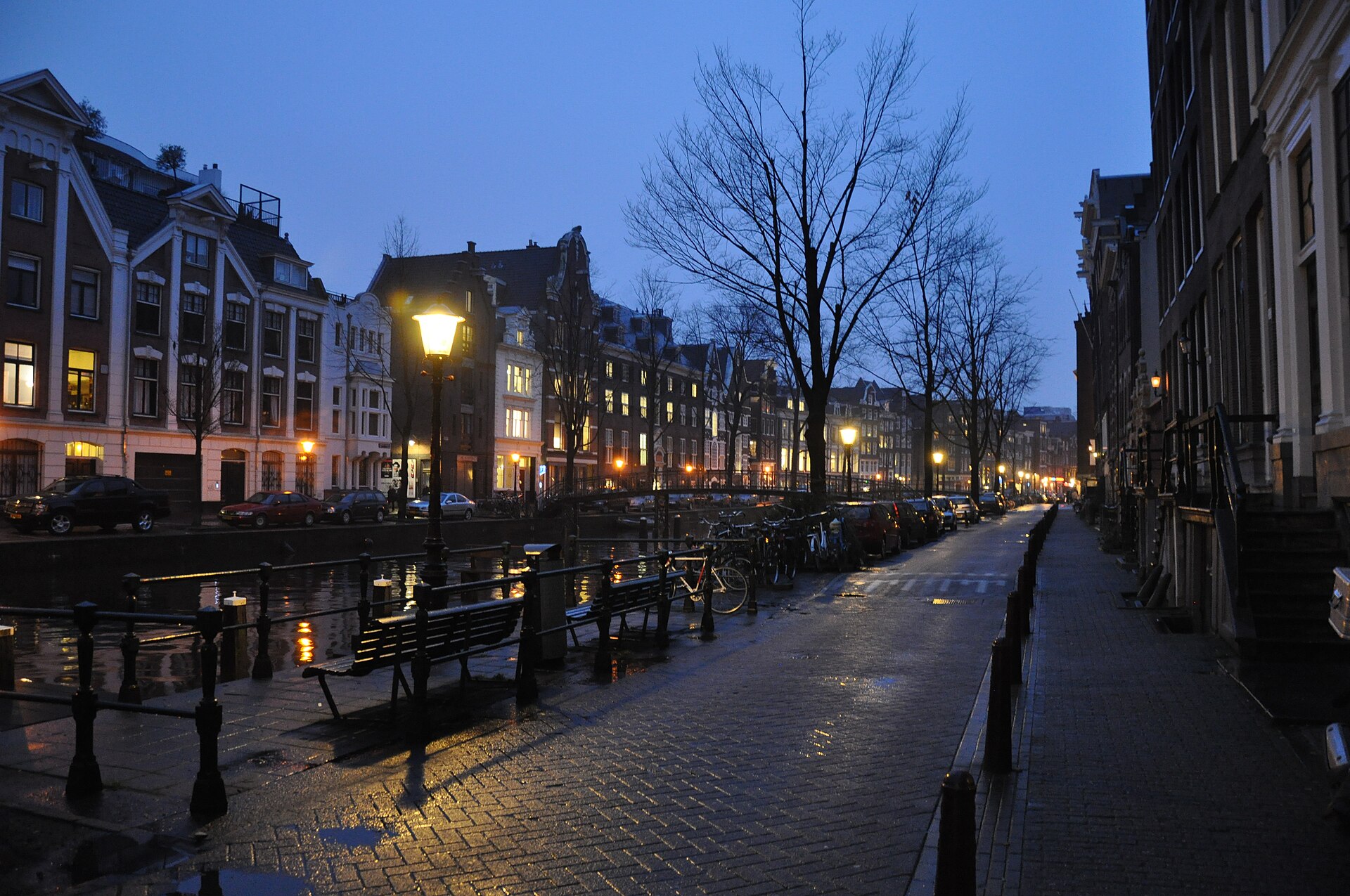 The Amsterdam canal ring from water level - the perspective a self-drive boat gives you.